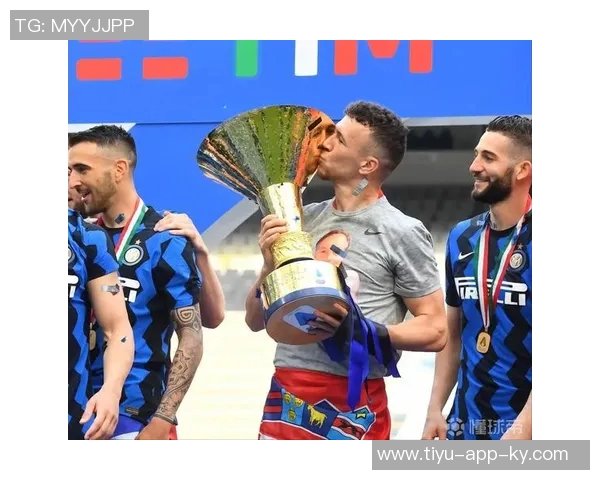 国米寻求佩里西奇替代者贝拉诺瓦和库菲不在考虑范围内